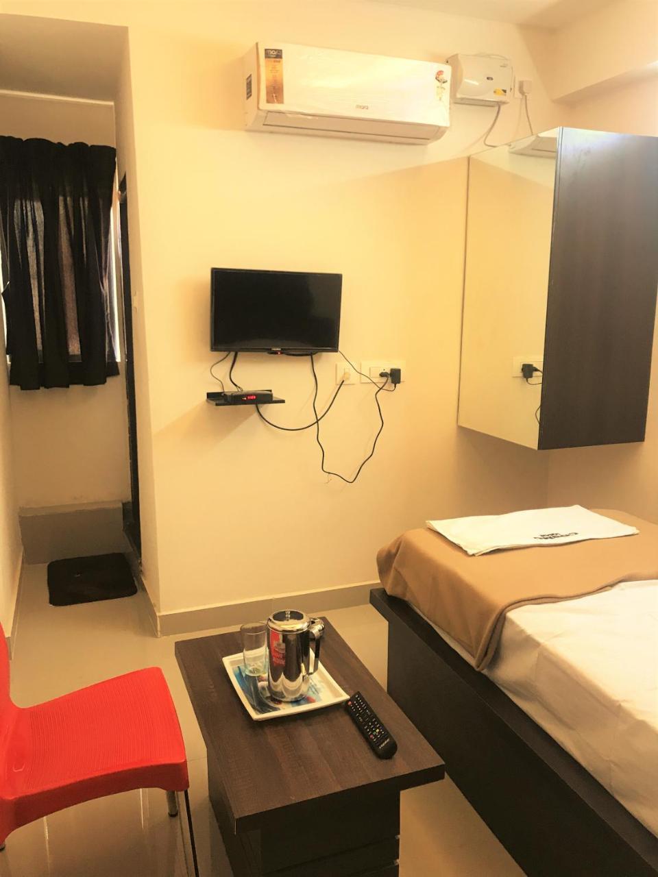 Cosmo Lodge Mangalore Esterno foto