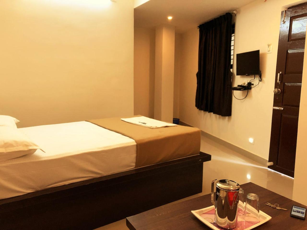 Cosmo Lodge Mangalore Esterno foto